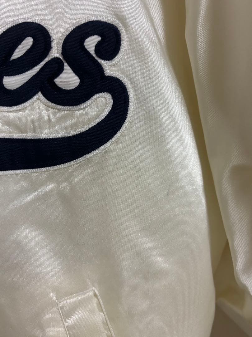 Majestic ヤンキース サテンボンバージャケット希少カラー　90s