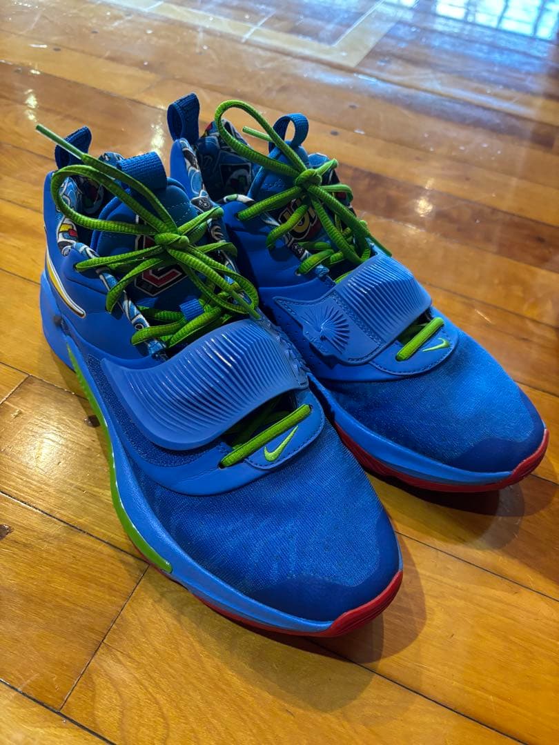 NIKE zoomフリーク3 UNO