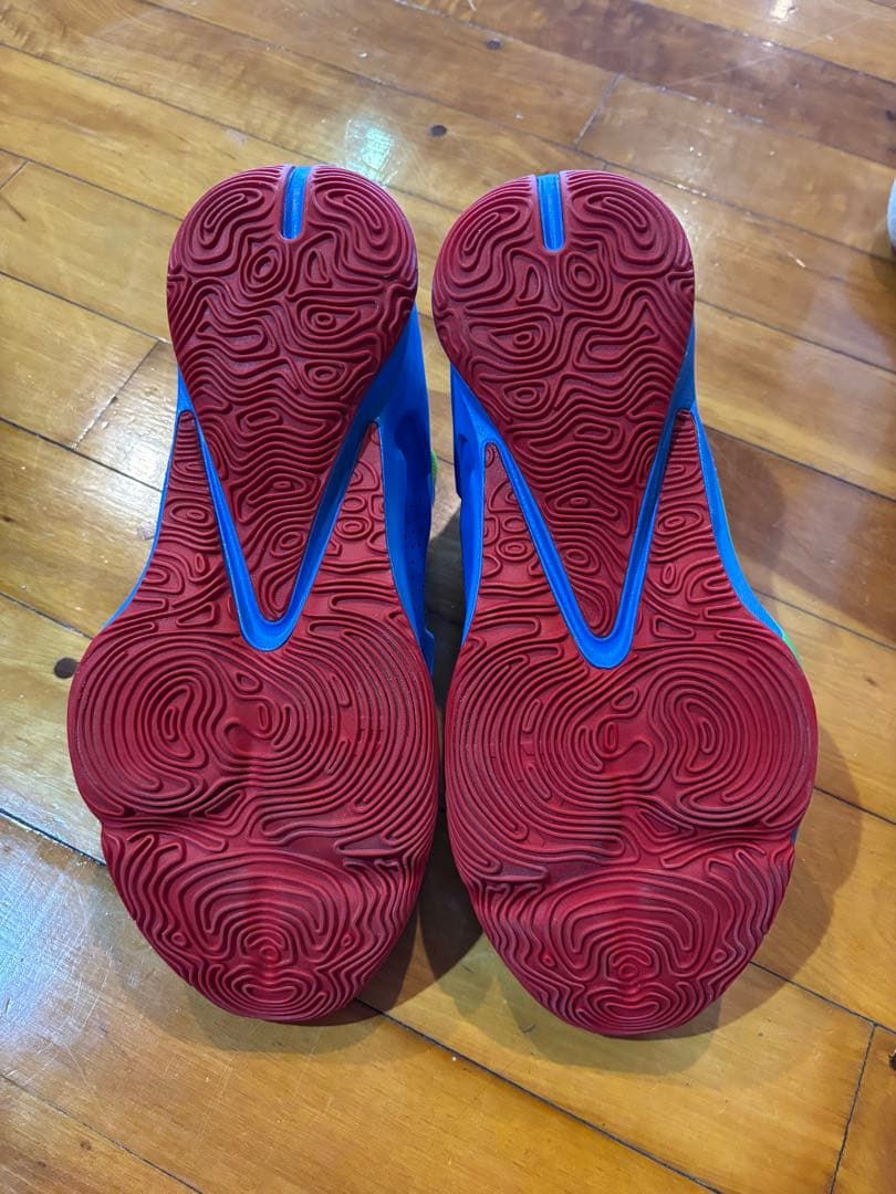 NIKE zoomフリーク3 UNO