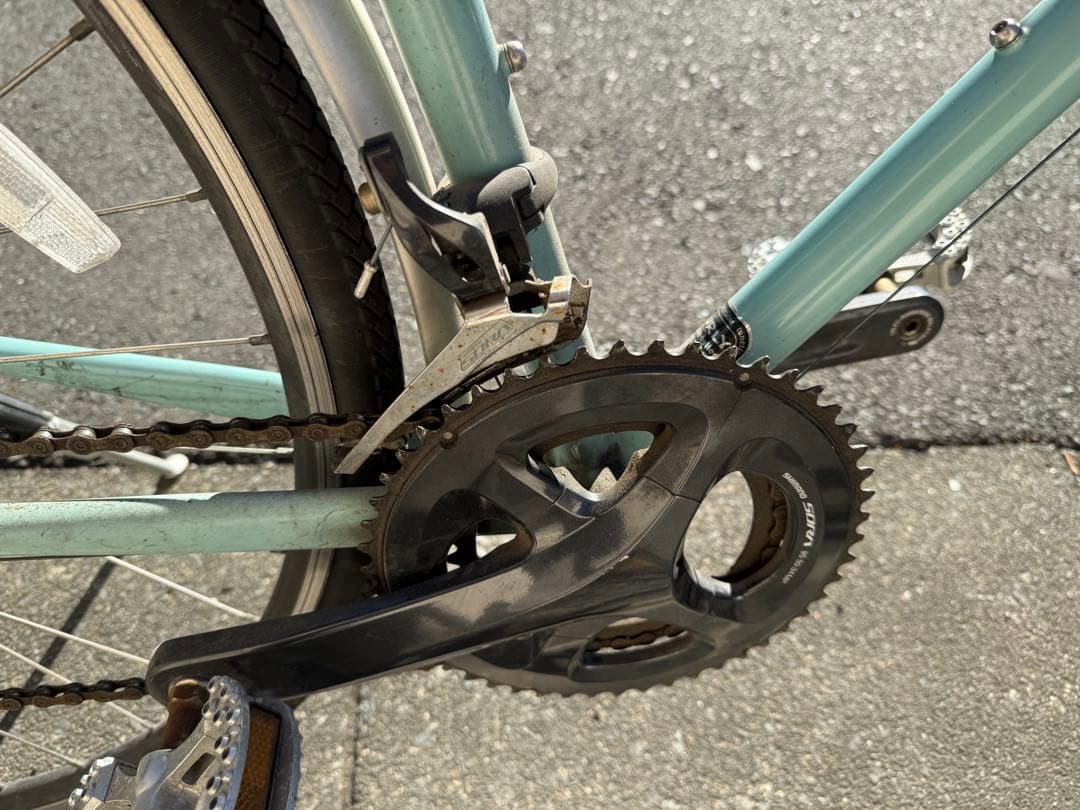 surlyクロスバイク ミントグリーン フロントバスケット付き