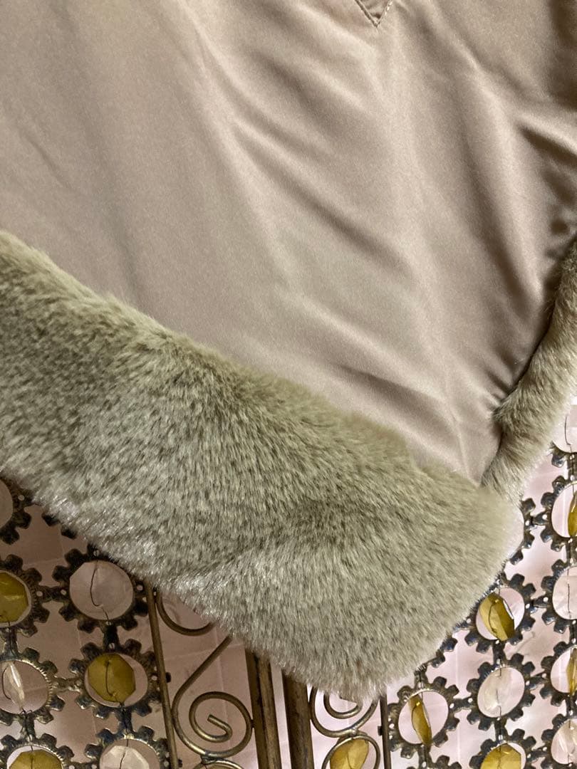 ケープ　タグ付き　JENNE リッチボリュームファーケープ　ポンチョ