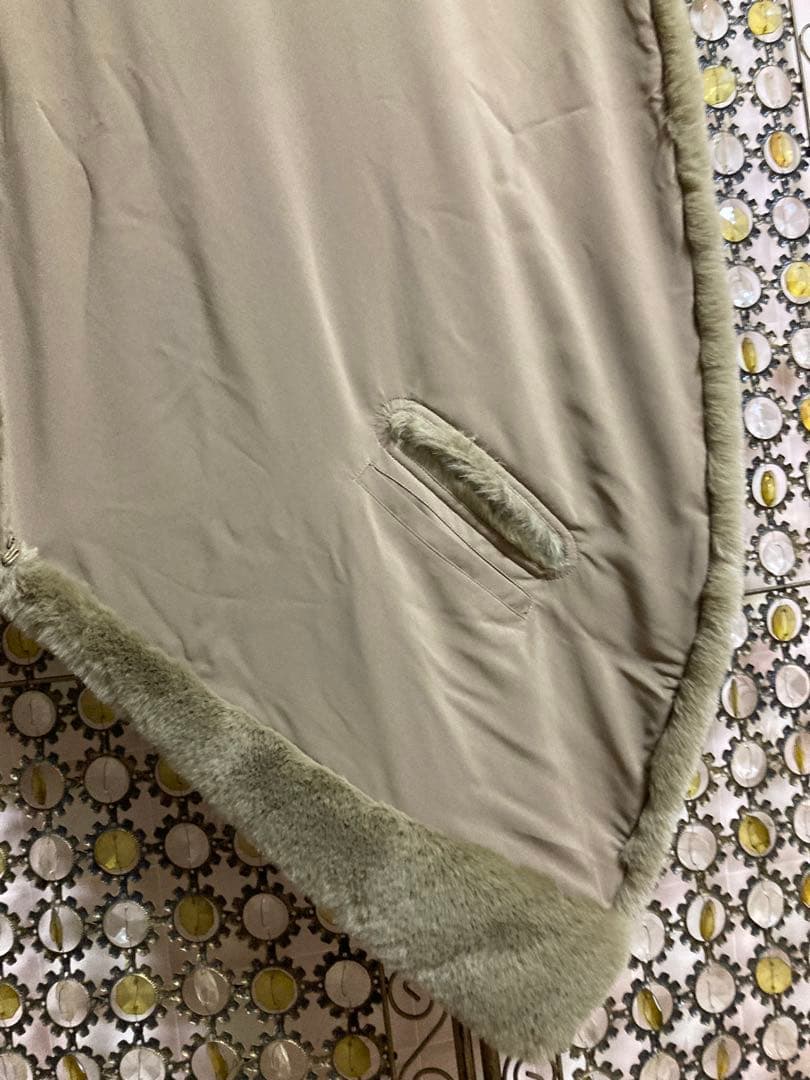 ケープ　タグ付き　JENNE リッチボリュームファーケープ　ポンチョ