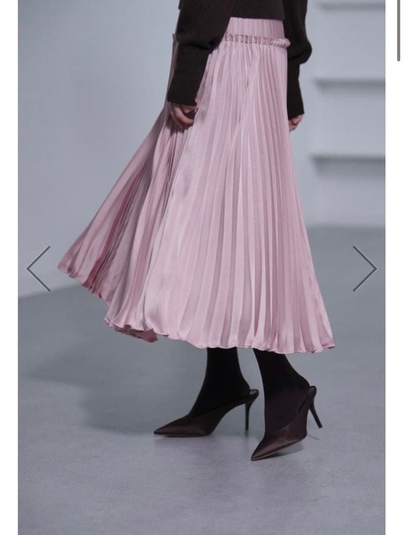 【新品　未使用】SHE Tokyo Rebecca Pink 38