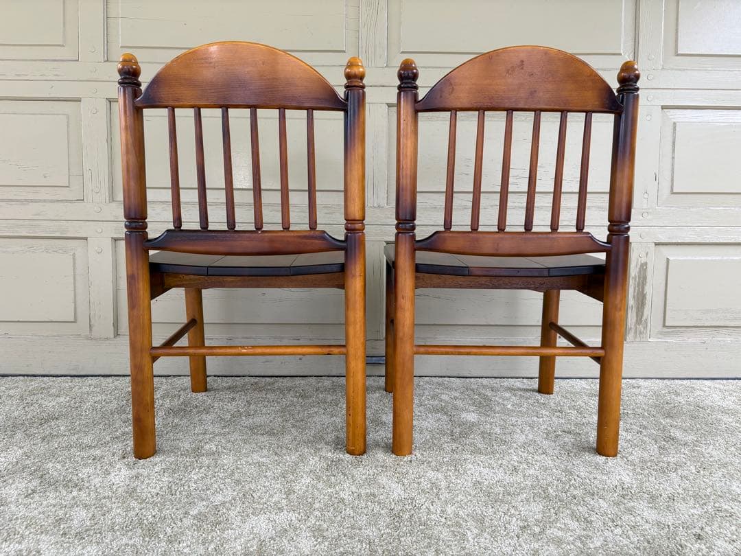 カリモク コロニアル ダイニングチェア 2脚セット 806039 馬車刻印付き