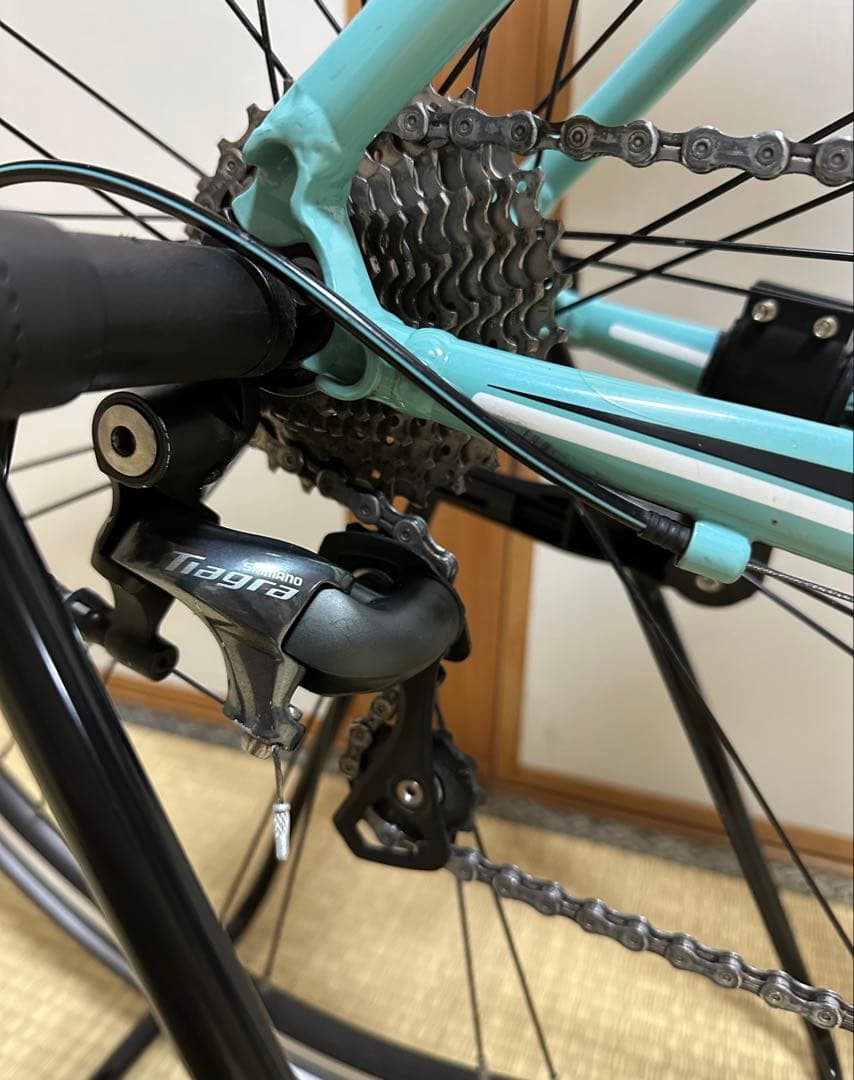 Bianchi ビアニローネ Tiagra