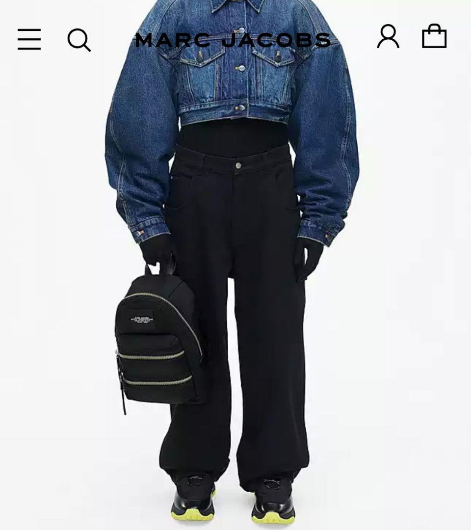 Marc Jacobs 　ブラック　ナイロン、ストラップ本革のバックパック