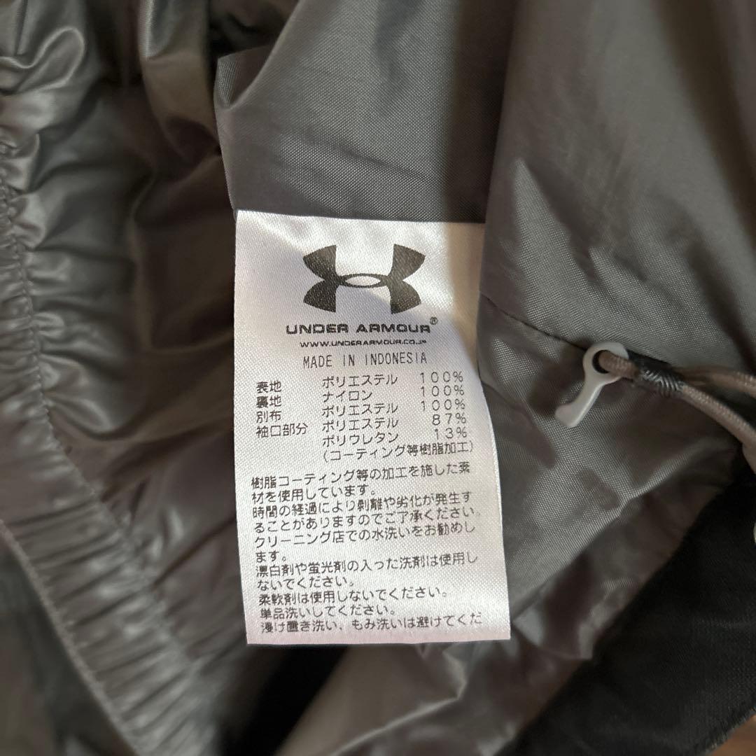 【美品】Under Armour フード付きスキーウェアジャケット