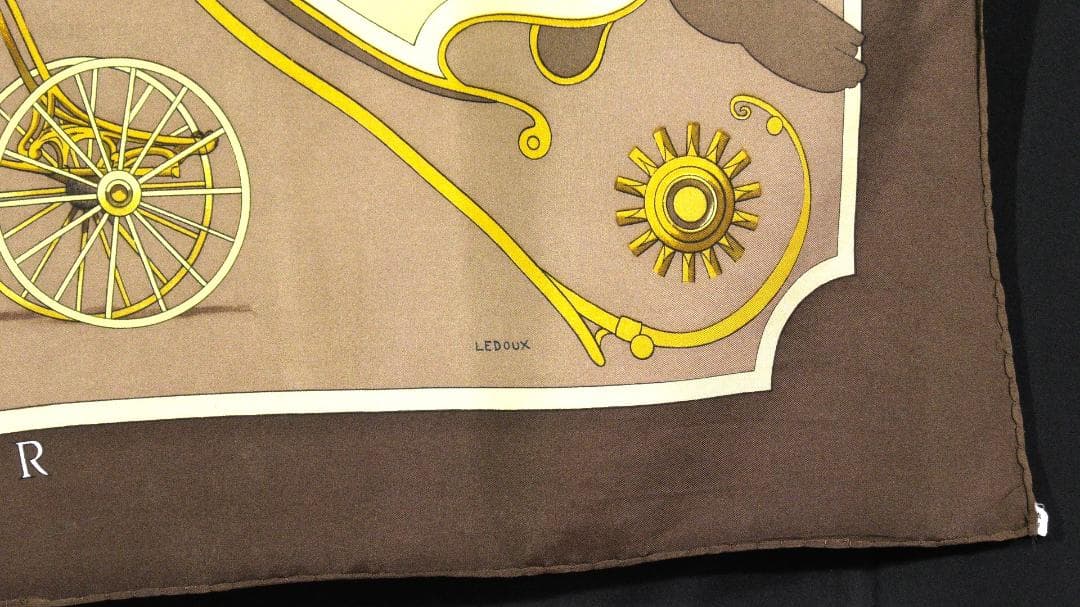 HERMES エルメス　大判スカーフ　カレ90　 D450