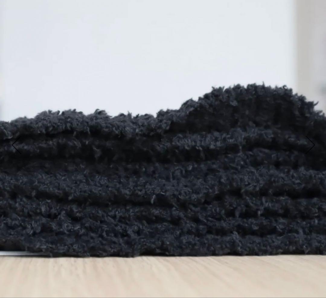 防寒アイテム 大判ブランケット　オーバーサイズ　 ブラック ナイキ