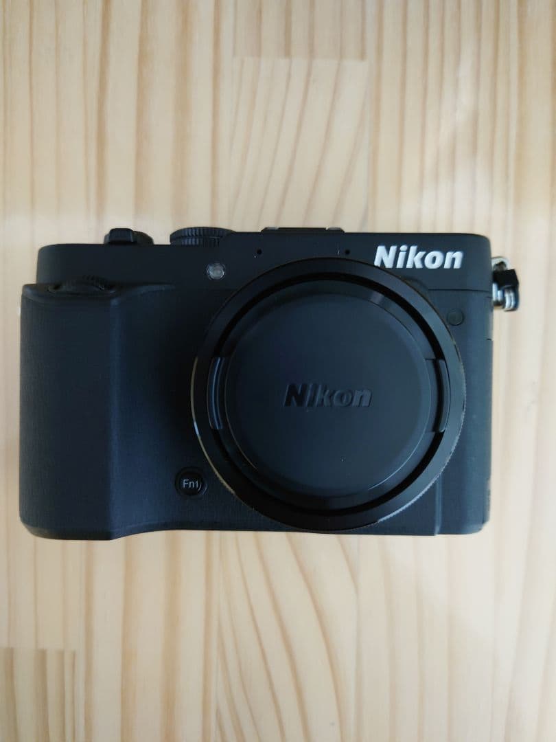 Nikon ニコン COOLPIX クールピクス P7700 付属品充実