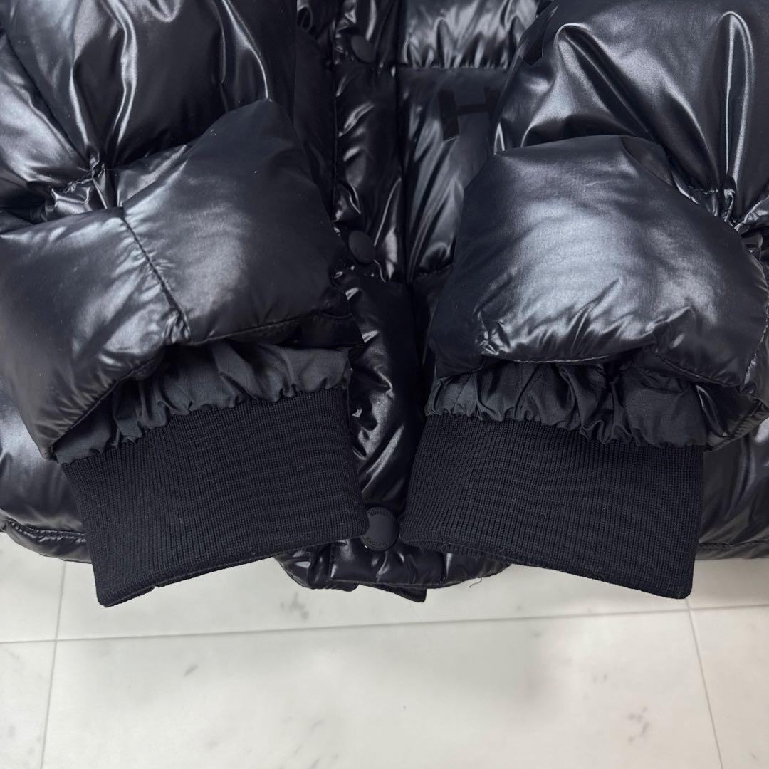 美品 バーバリー 現行 ダウンジャケット ホースフェリー ブラック Lサイズ