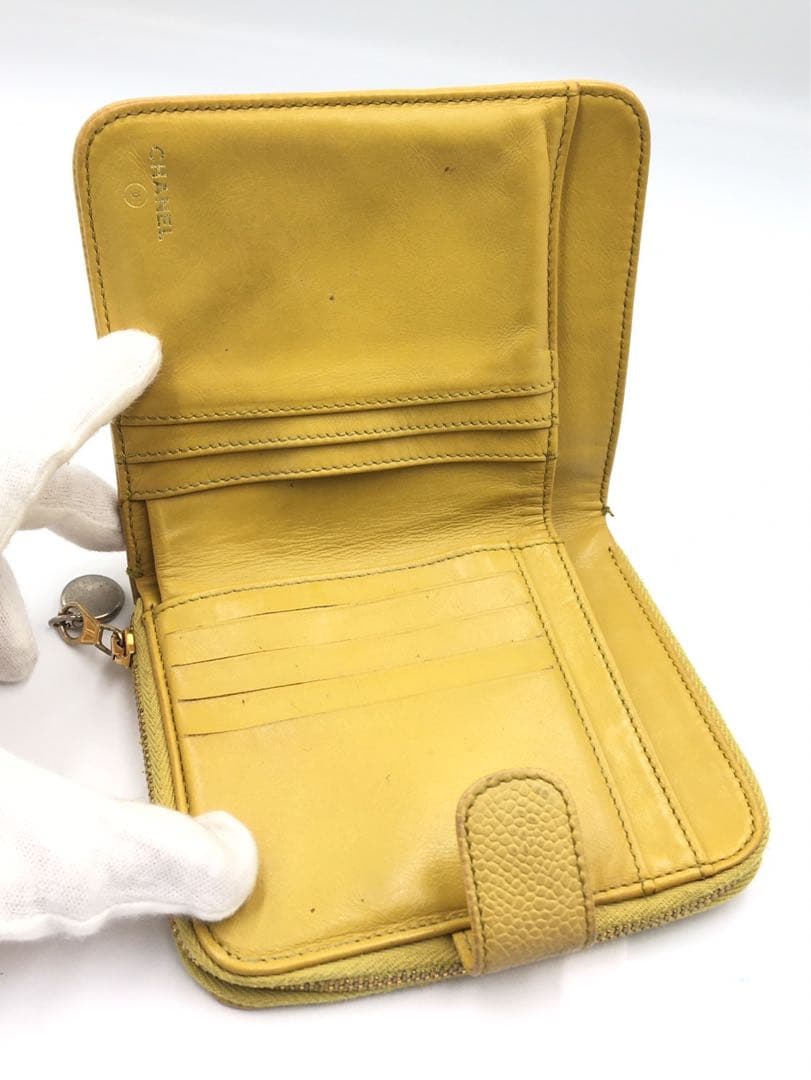 シャネル　キャビアスキン　財布