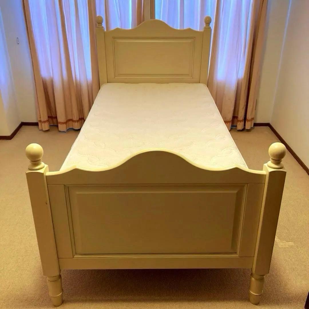 ローラアシュレイシングルベッドフレーム 姫家具