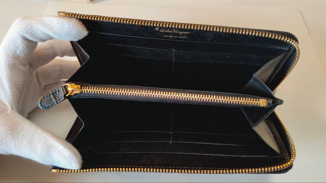 【美品!!】フェラガモ ヴァラリボン 黒ブラック 長財布 L字ファスナー