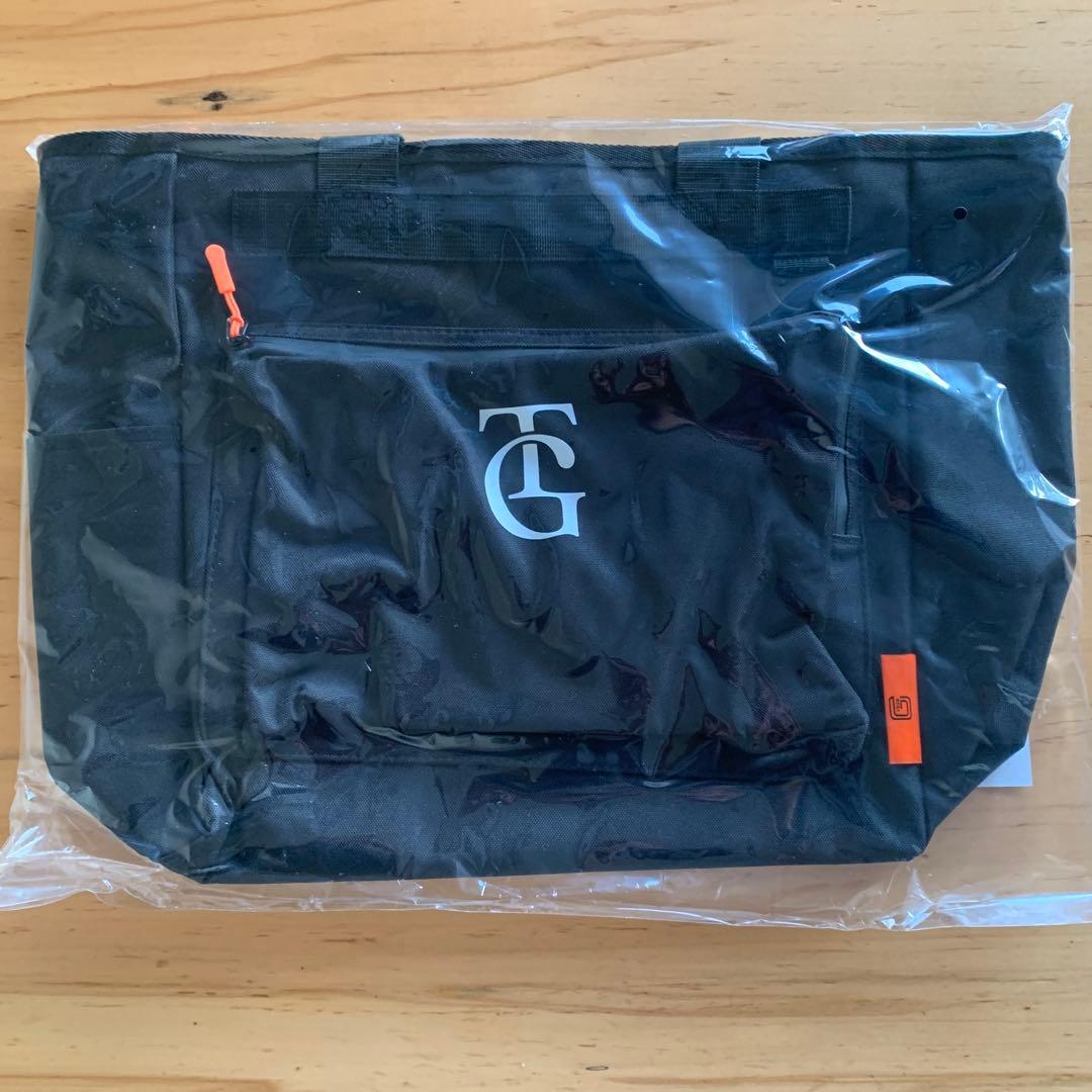 2025年 読売ジャイアンツファンクラブ 立体ポケットトートバッグ他3点