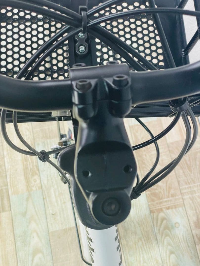 2952ブリヂストン8.7アンペア20インチ子供乗せ　電動アシスト自転車