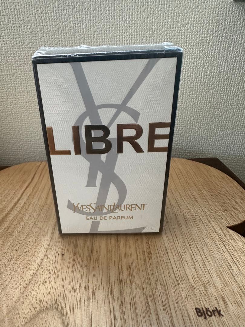 【新品未使用】イブ・サンローラン・リブレ オーデパルファム 30ml