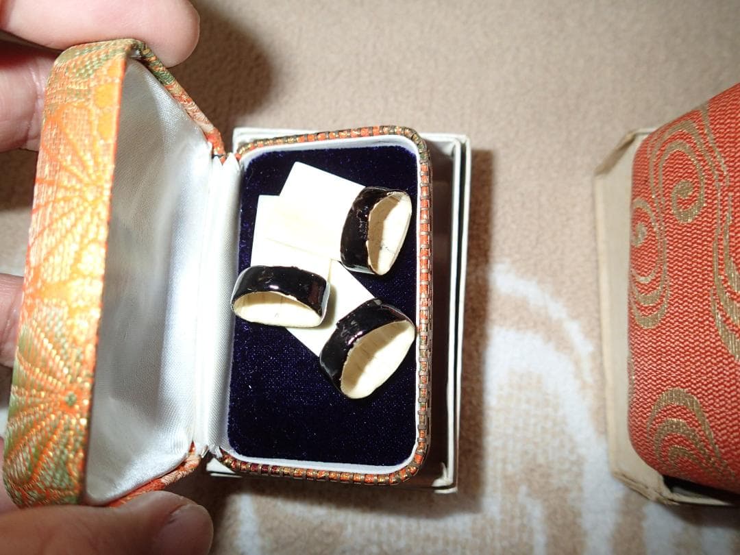 え*む様 hf250404-003Z お琴 13弦 付属品多数 やや傷あり 琴