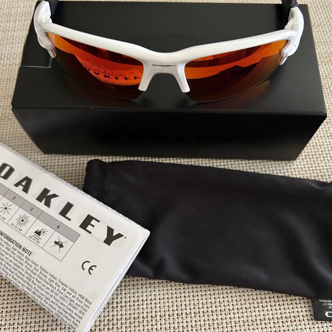 Oakley Flak XXS ポリッシュホワイト