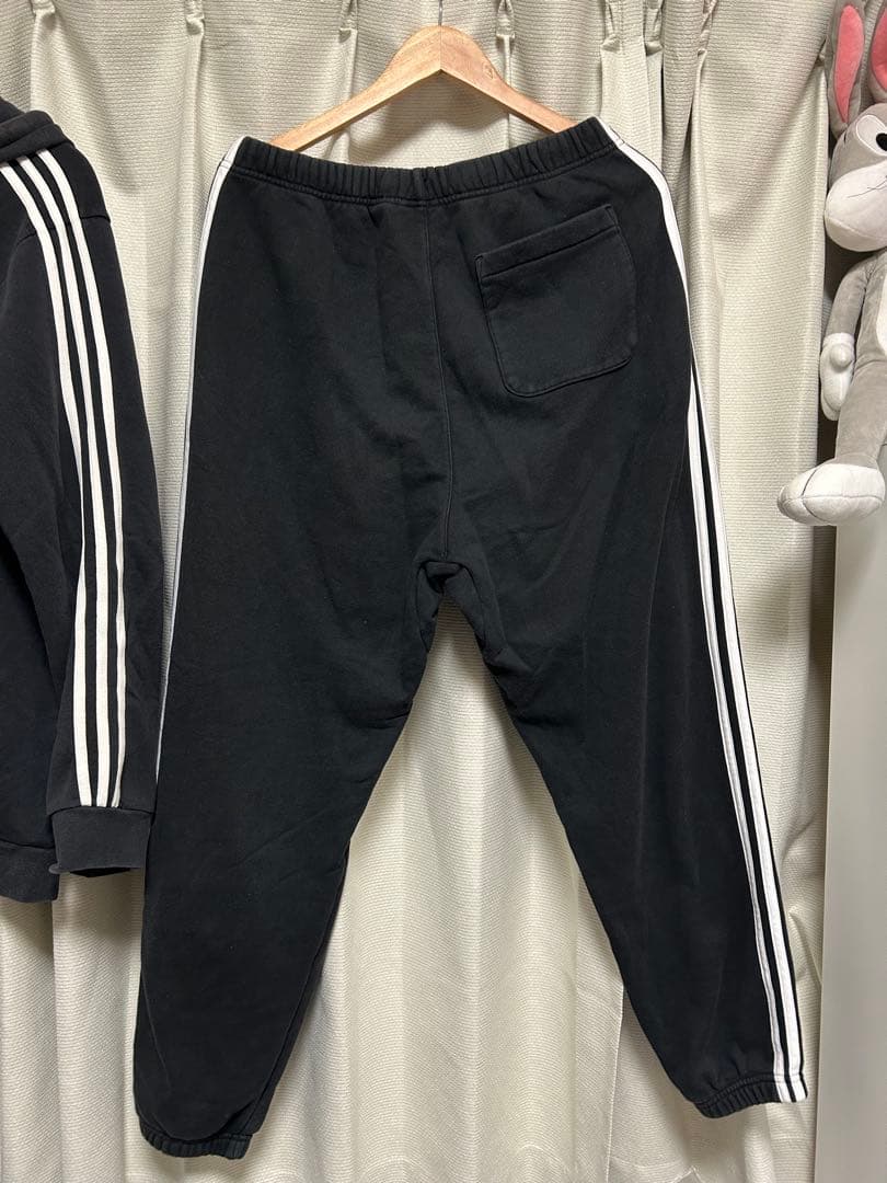 adidas 黒 ジャージ上下セット　セットアップ XLサイズ