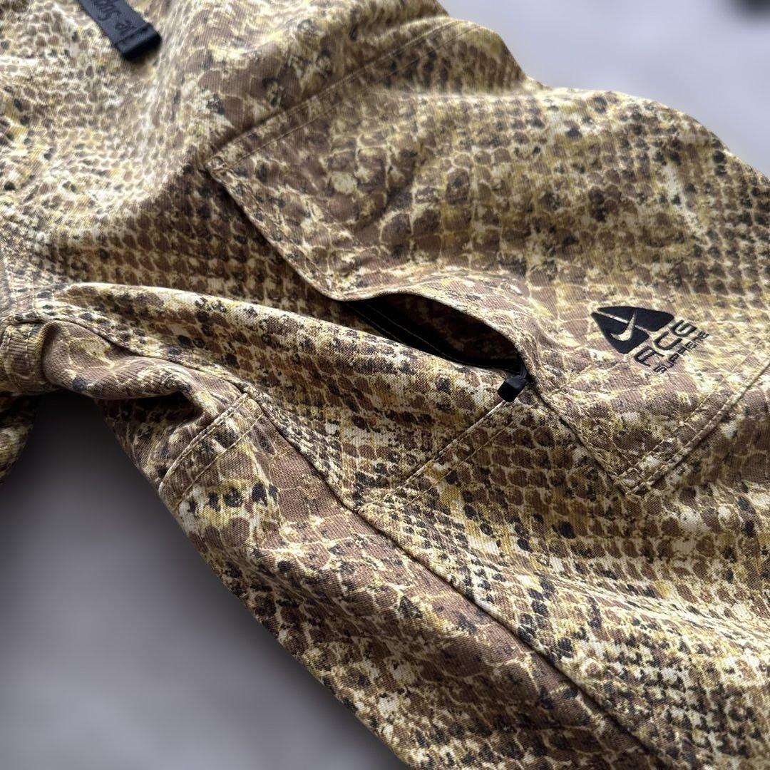 クルペッコNike ACG x Supreme ヘビ柄ワークパンツ