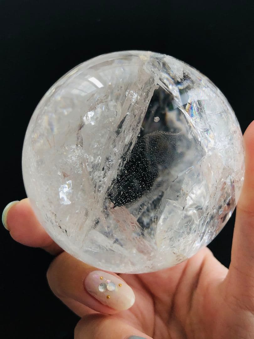 72mm！！幸せを呼ぶ♡虹入り水晶丸玉