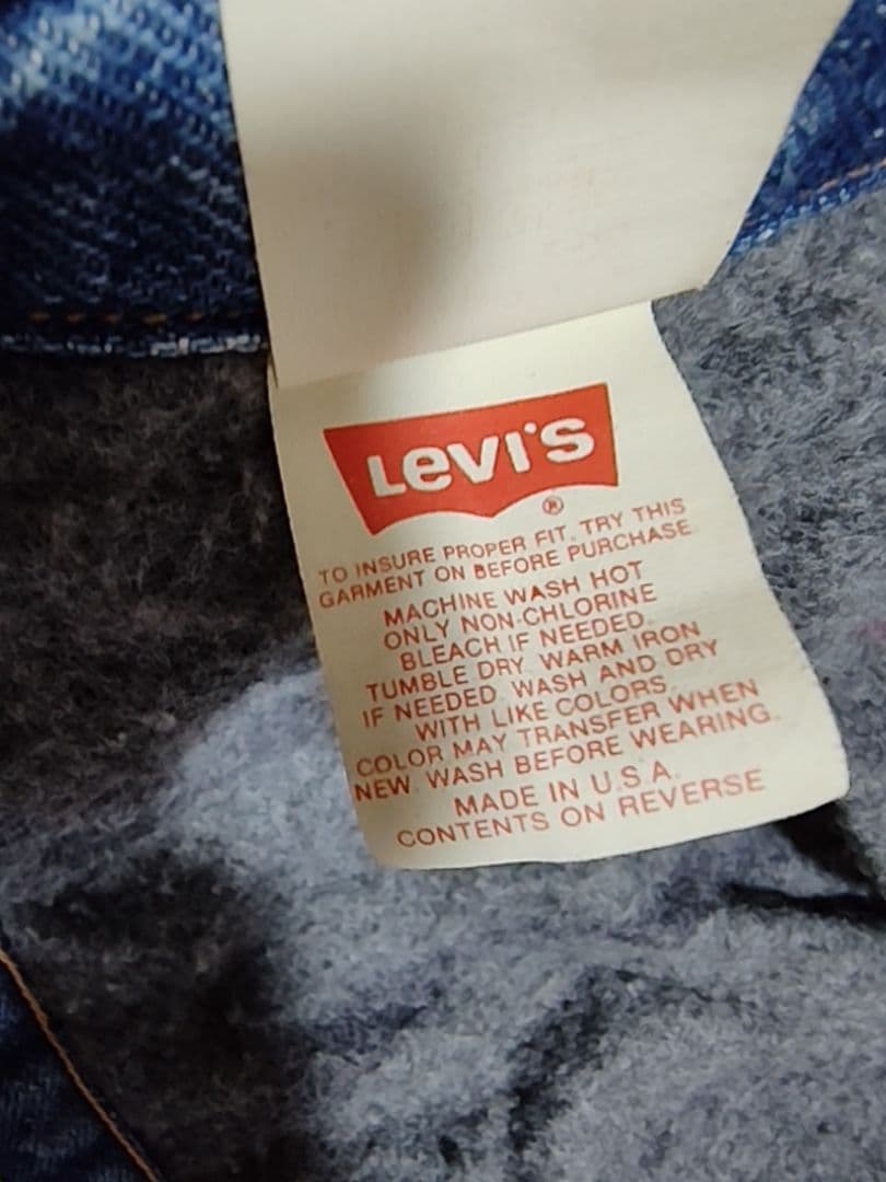 【犬】LEVI'S デニムジャケット 70506-0316 サイズ40