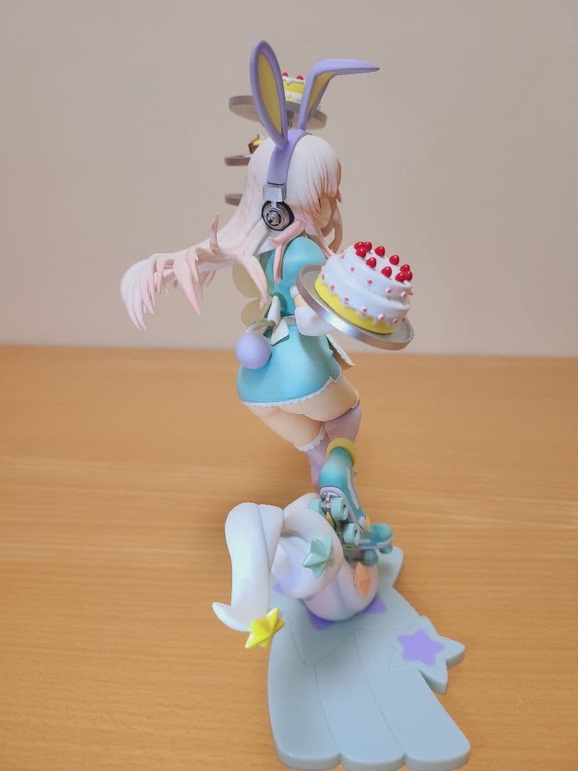 すーぱーそに子 ふゅーちゃー☆うぇいとれす A賞 プレミアムフィギュア