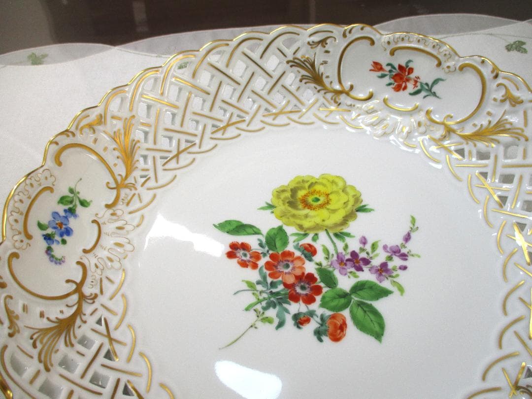 希少 マイセン 飾り皿 透かし ３つ花 プレート 金彩