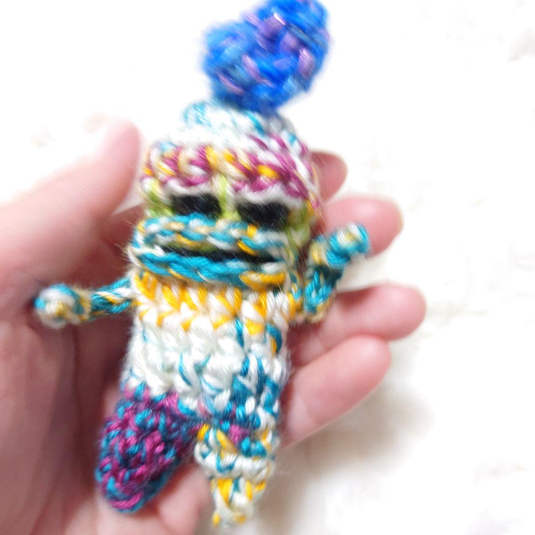 カラフルポップ　マンドラゴラのあみぐるみ