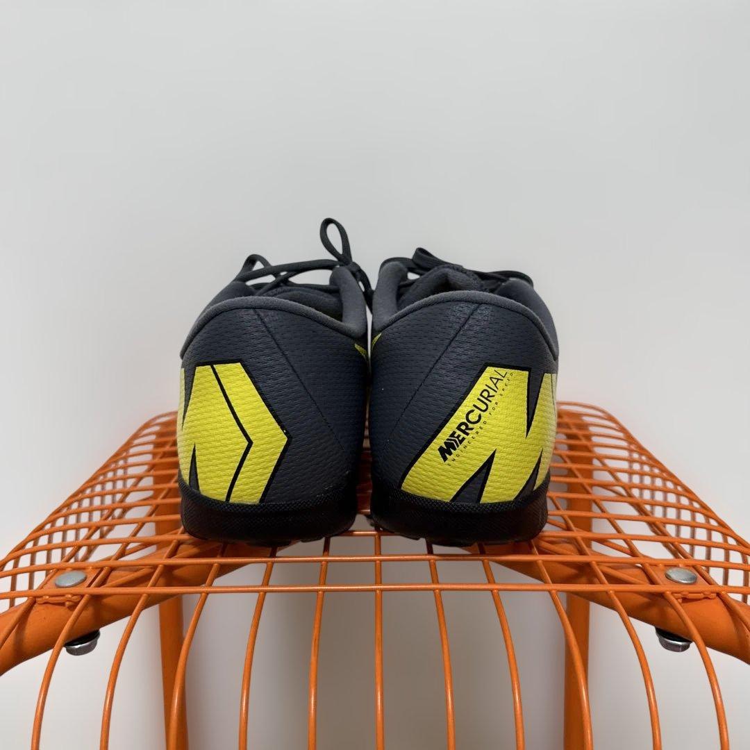 ナイキ ヴェイパー 12 アカデミー TF