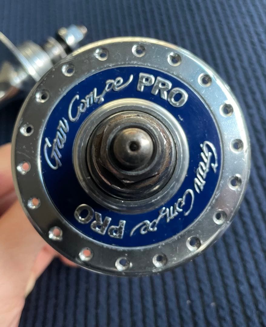 NJS YOSHIGAI GRANCOMPEPRO ハブ　競輪　ピスト