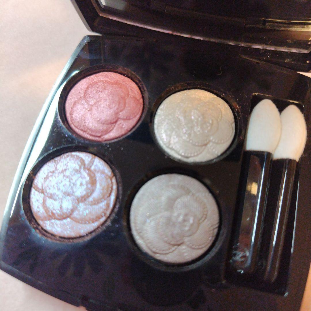 CHANEL レキャトルオンブル 387ユートピア