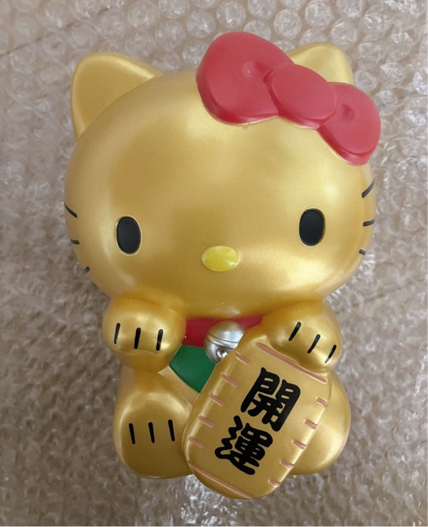 サンリオ ハローキティ 招き猫 ゴールド 金色 貯金箱 開運 2021 - メルカリ