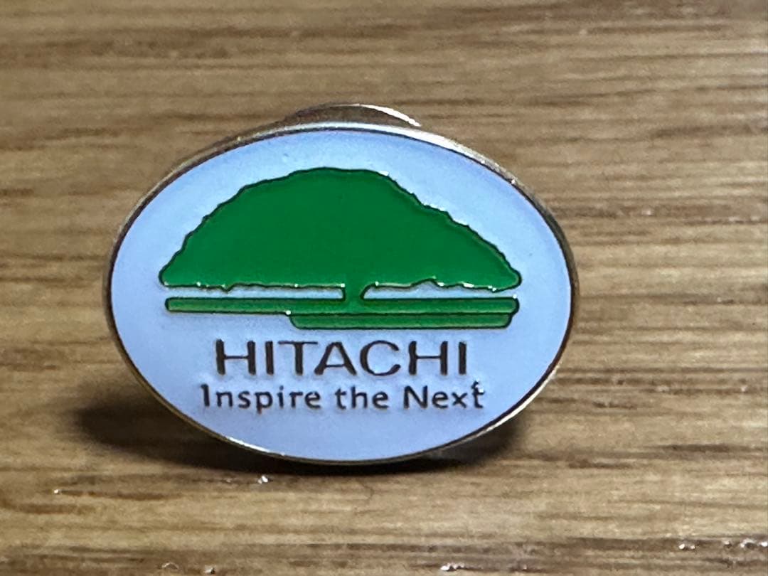HITACHI 日立グループ ピンバッジ 非売品 - メルカリ