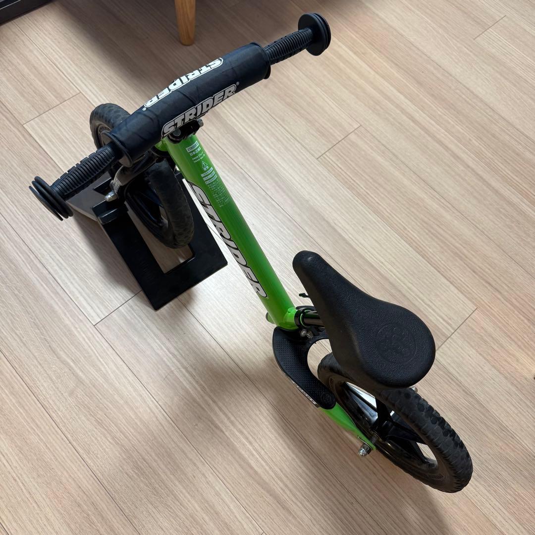 ストライダー 12インチ グリーン Sportモデル