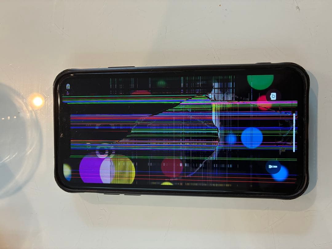 Apple iPhone 11 64GB ブラック 画面不良