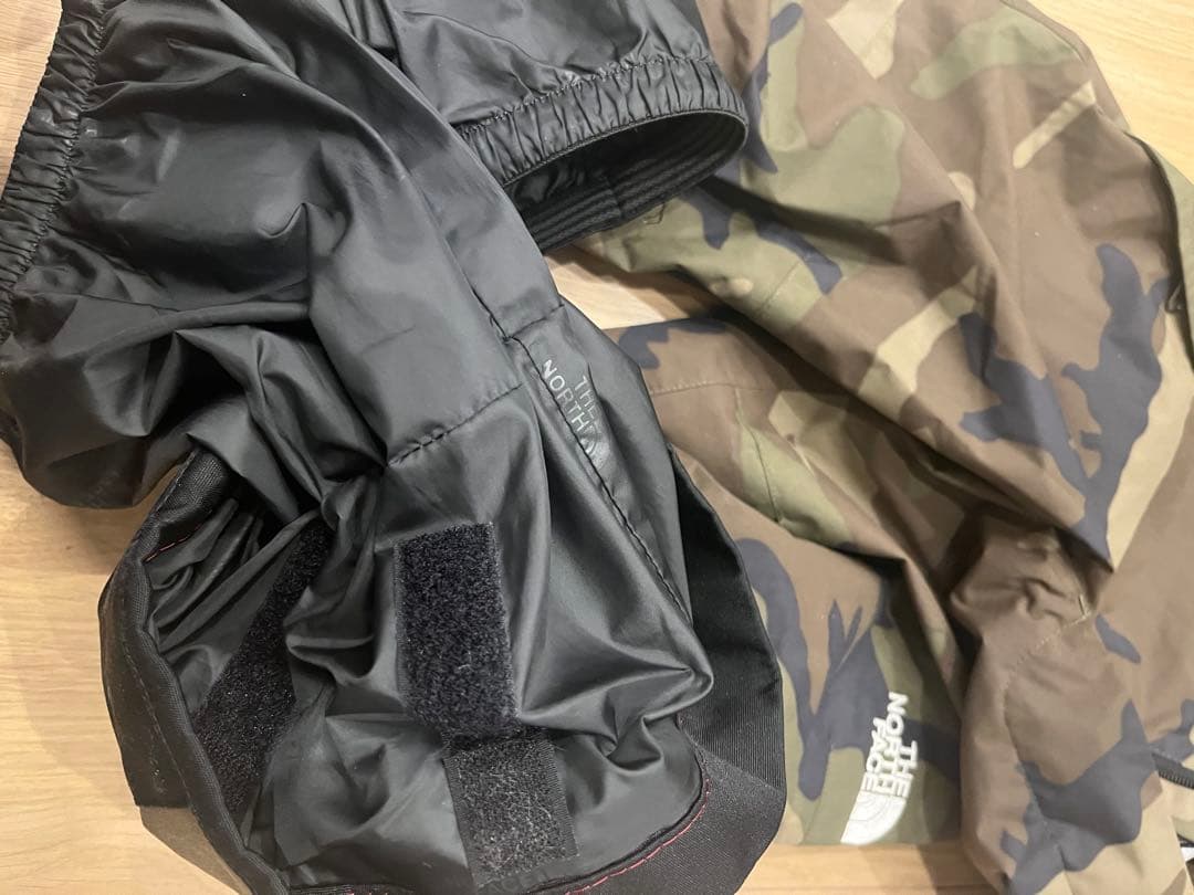 ノースフェイス　キッズ　スノーウェア　110