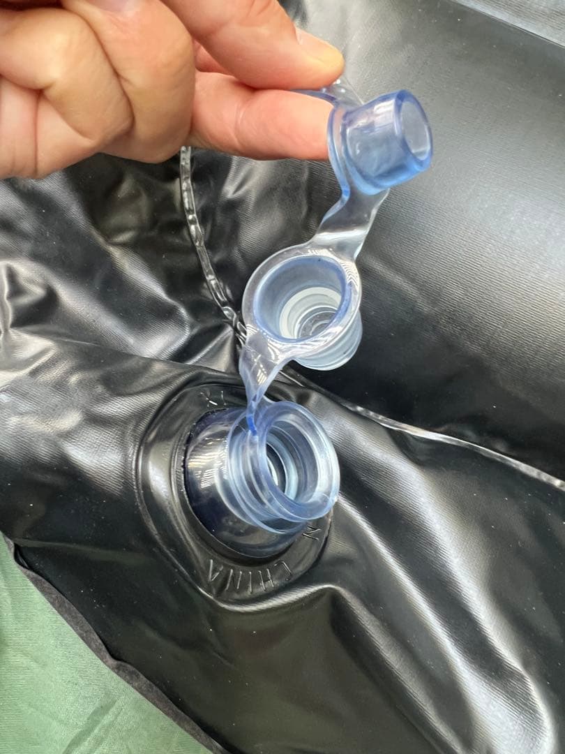 美品 エアマット エアベッドマット 車中泊 枕2個付き 約172×130cm