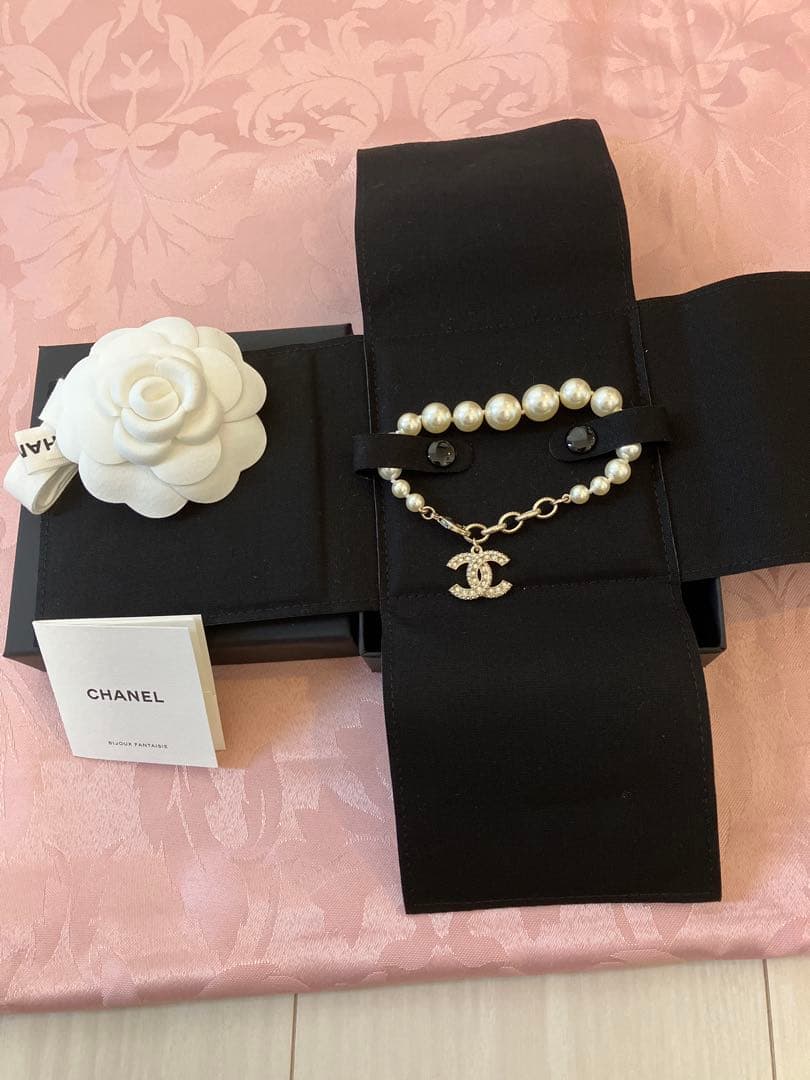 CHANEL パールブレスレット CCロゴ付き2025の通販はau PAY マーケット