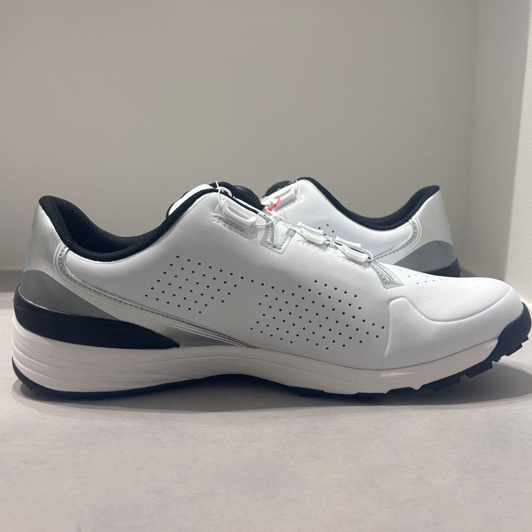 新品 定価1.87万円　AXEL ホワイト/ブラック ゴルフシューズ 28cm