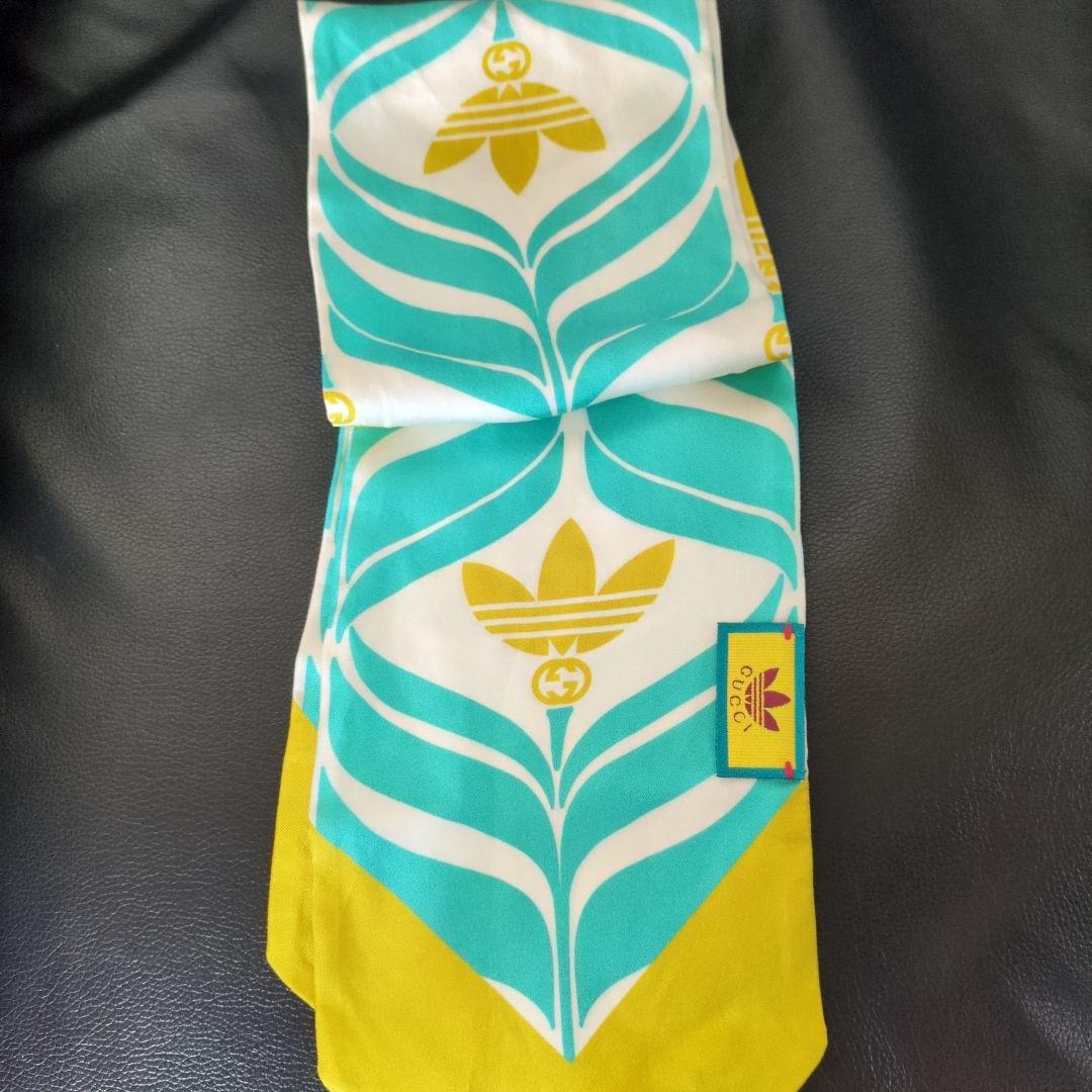 GUCCIスカーフ Gucci × adidasコラボ