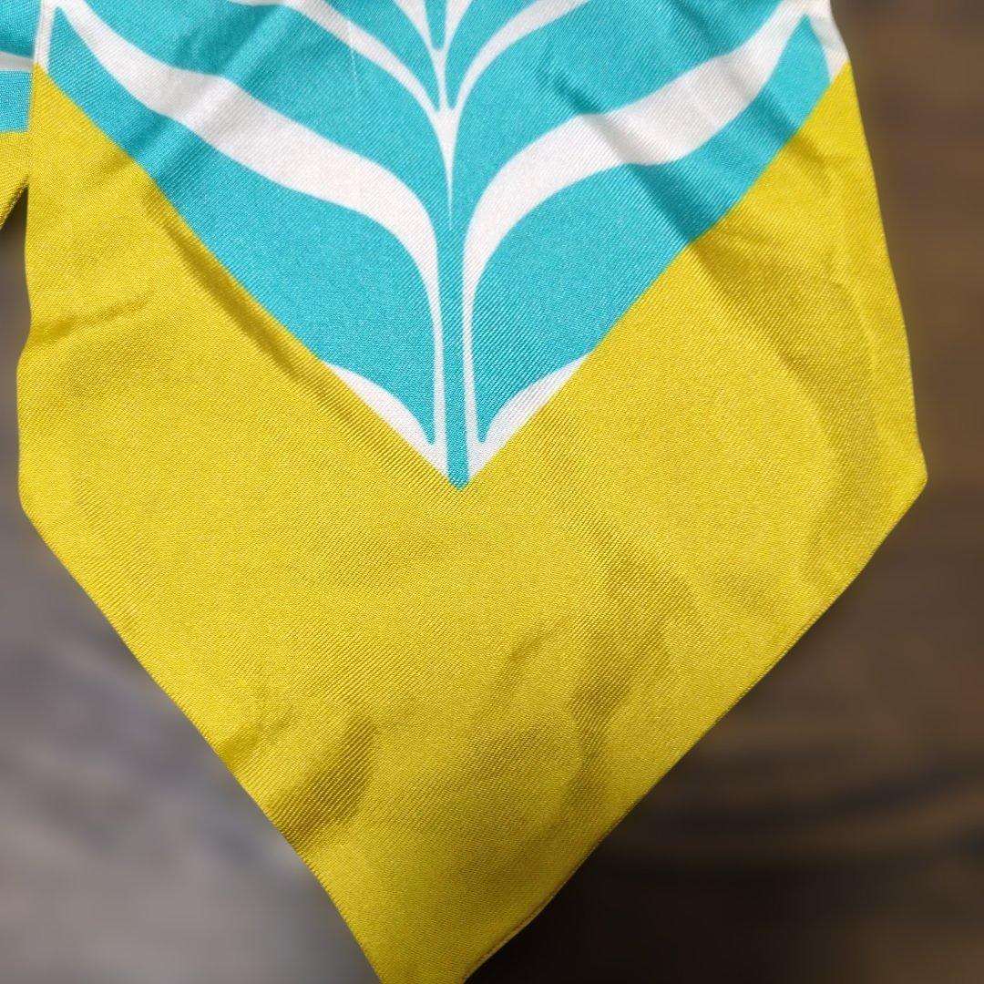 GUCCIスカーフ Gucci × adidasコラボ