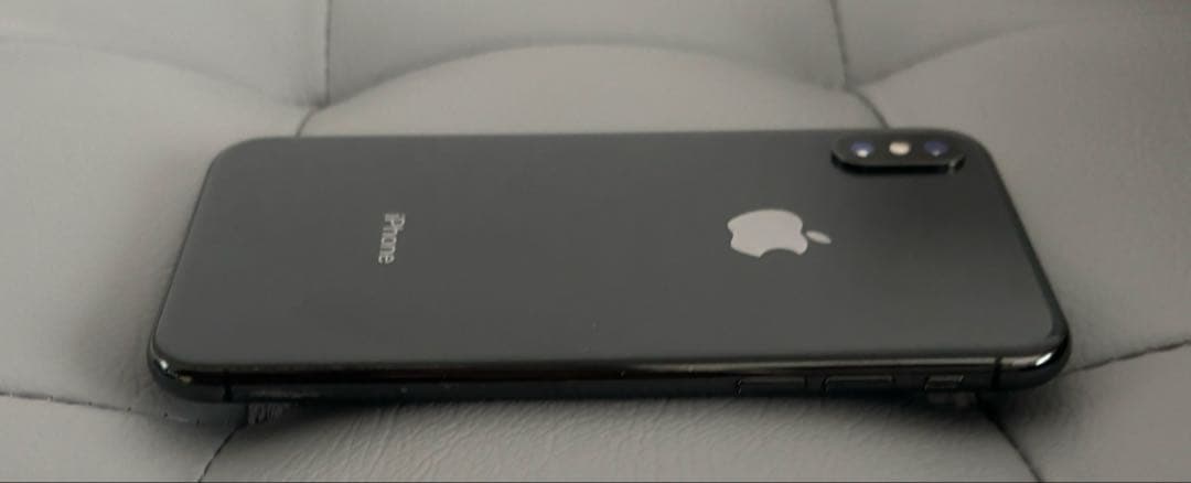 Apple iPhone X 256GB 本体