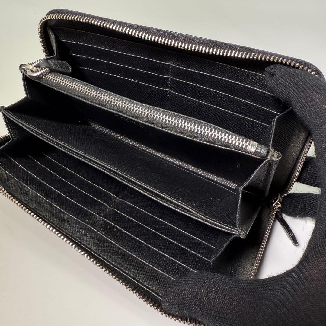 《美品》PRADA プラダ 長財布 ラウンドファスナー サフィアーノレザー