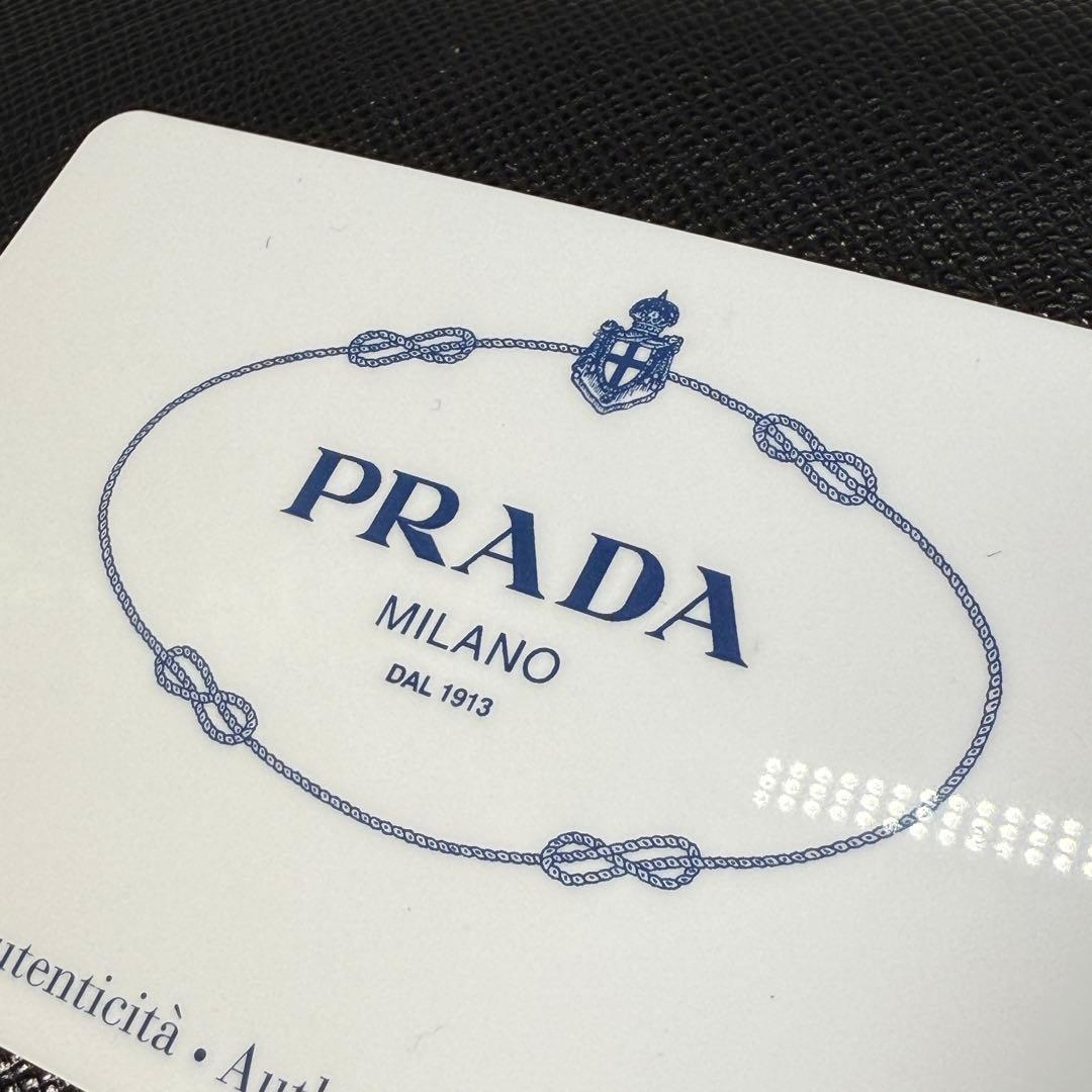 《美品》PRADA プラダ 長財布 ラウンドファスナー サフィアーノレザー