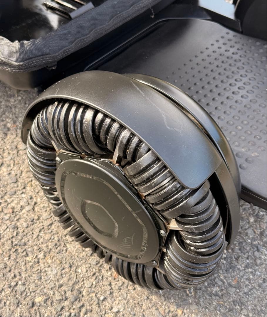 近畿配達は3千引 バッテリー2本♪ WHILL Model C 電動車椅 シニア