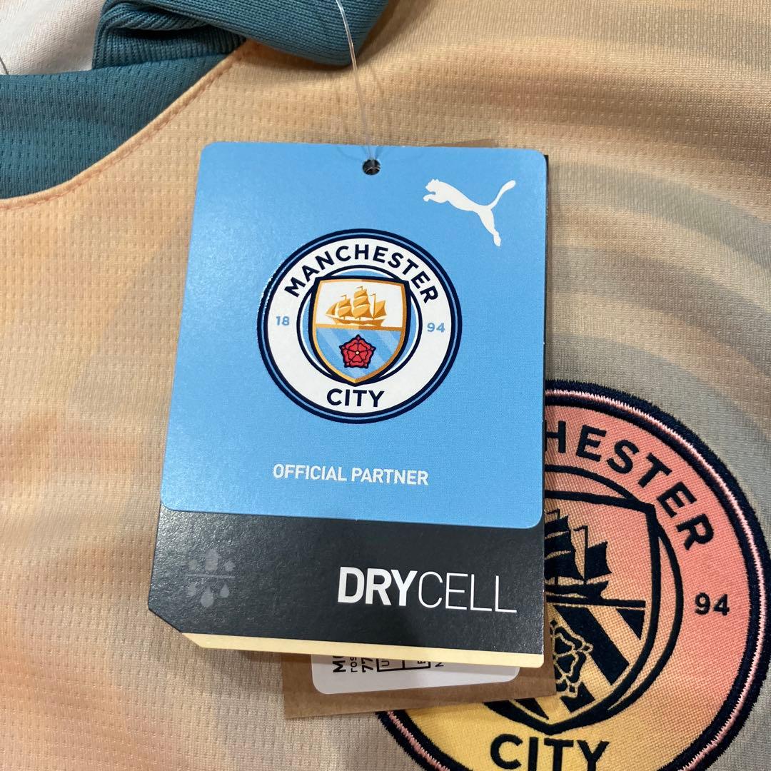 PUMA マンチェスター・シティ　DEFINITELY CITY 4th Kit