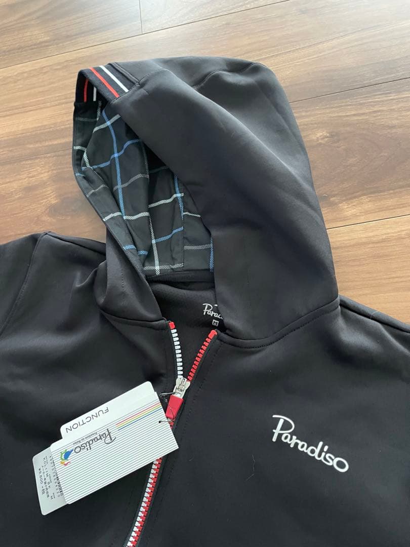 新品パーカー　XＬ　レディース