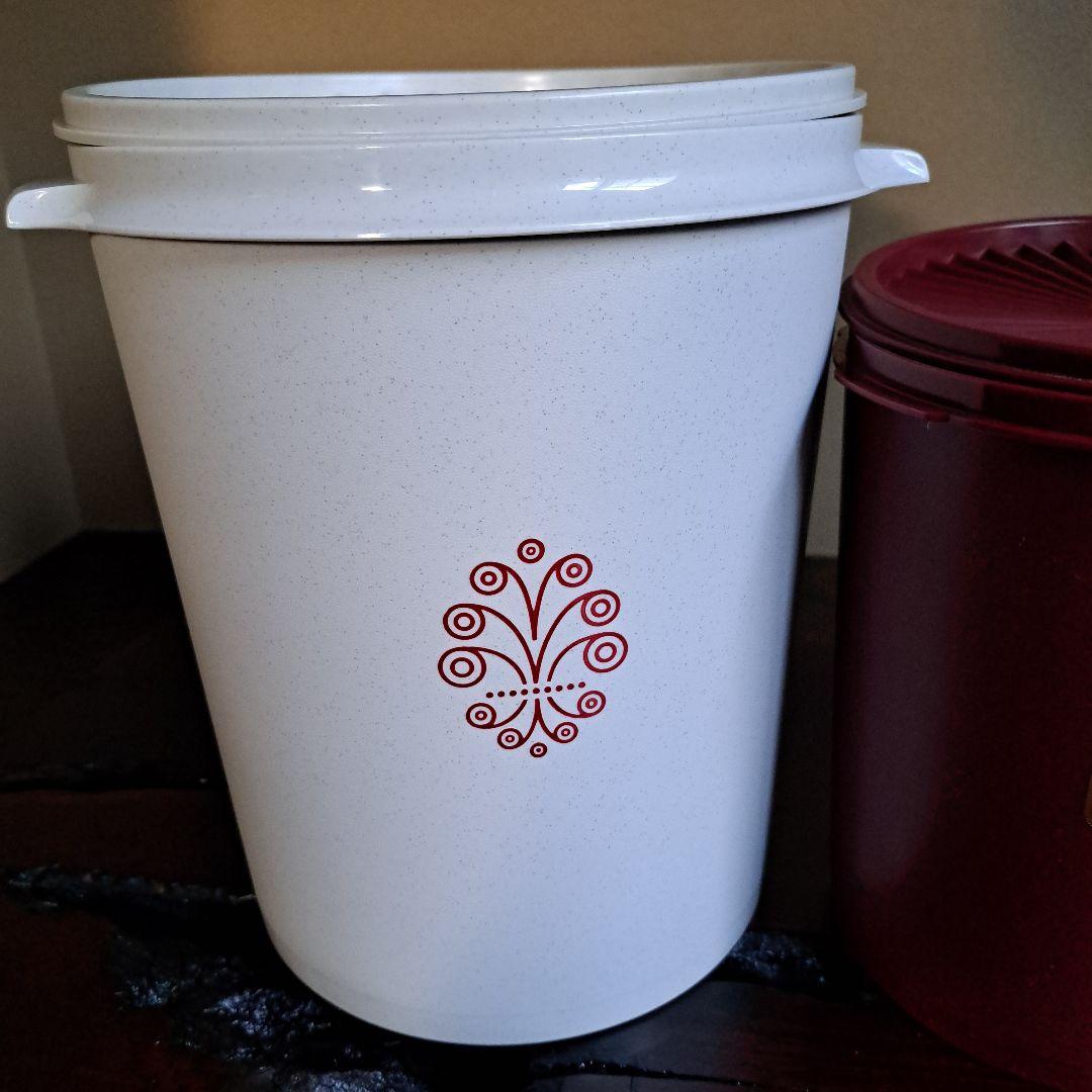 【新品/希少】Tupperwareマキシデコレータ　保存容器 4個セット